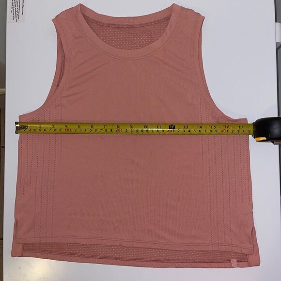 3 Lululemon tanks in XS (Size 4) in excellent condition - Picture 2 of 16